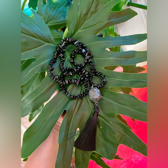 Black Obsidian & Labradorite necklace - Picture 3 of 5